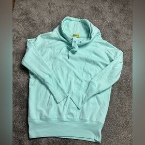 Zella women’s blue pullover mock neck sweatshirt (S)